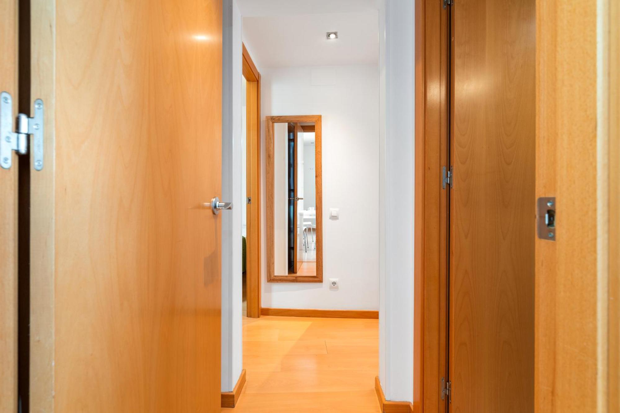 Fridays Flats Bright & Breezy Apartment Барселона Екстериор снимка